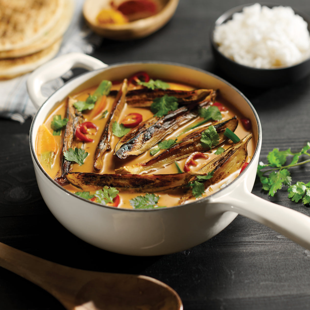 3 Quart Enameled Cast Iron Covered Saucier