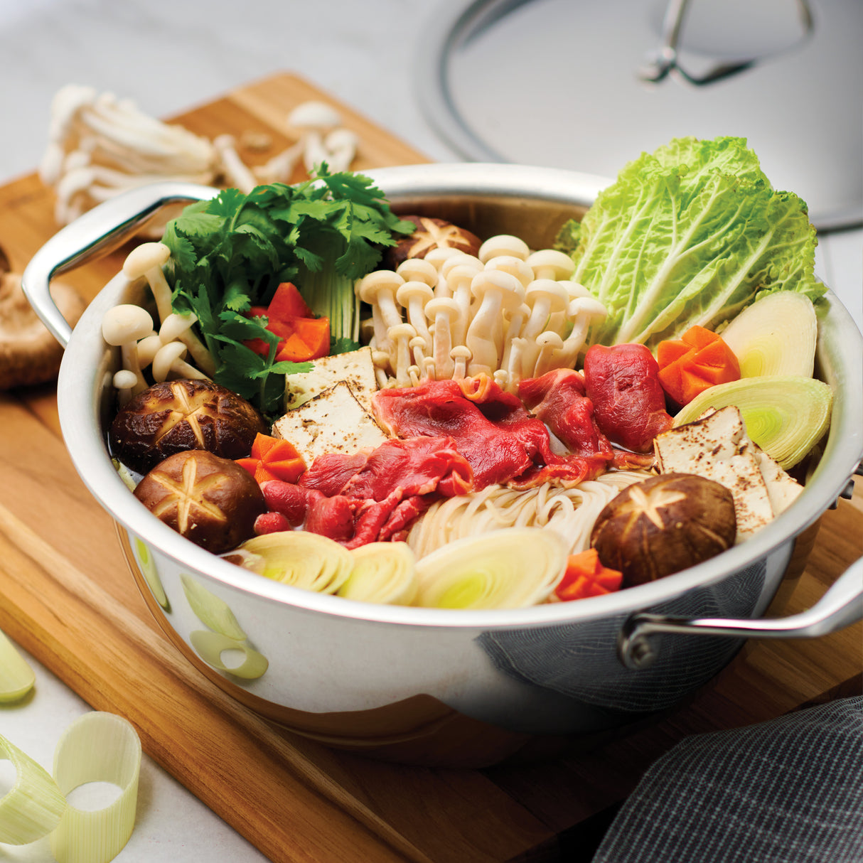 4 Quart Tri-Ply Clad Stainless Steel Covered Universal Pan