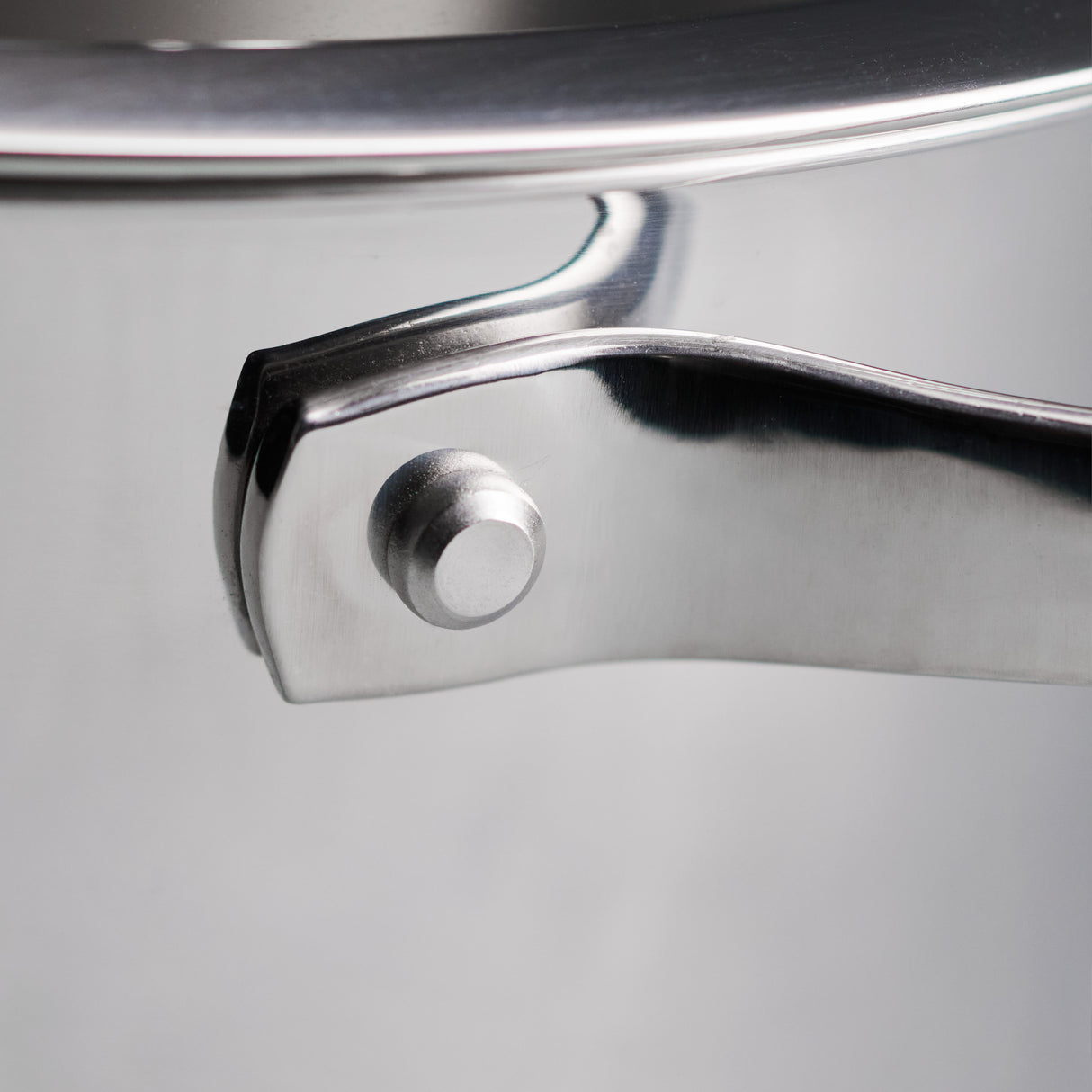 Tempo Tri-Ply Base Stainless Steel Covered Saucepan