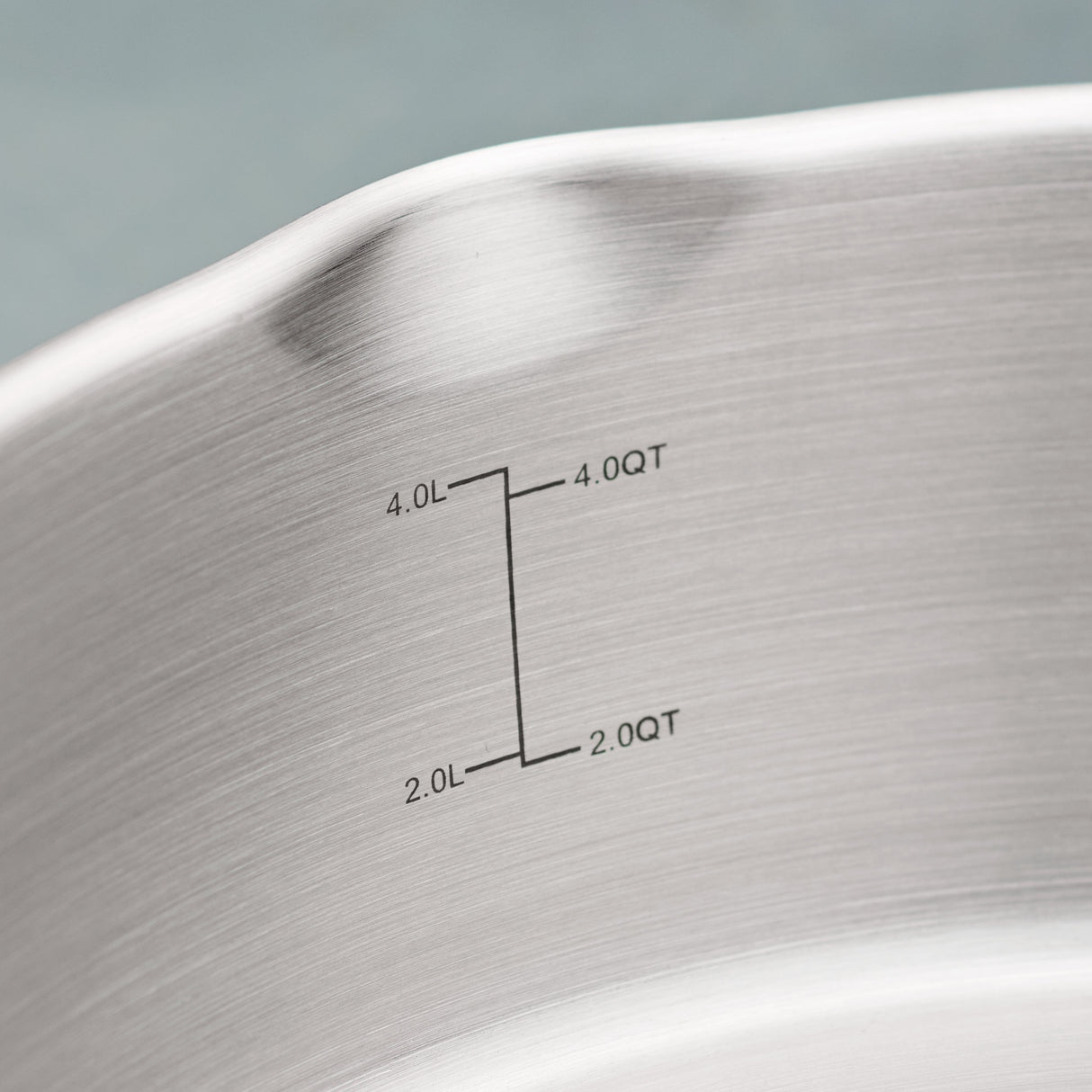 Tempo Tri-Ply Base 6 Quart Covered Braiser