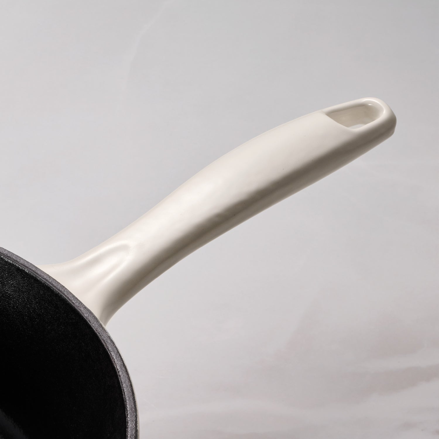 12 Inch Enameled Cast Iron Covered Skillet