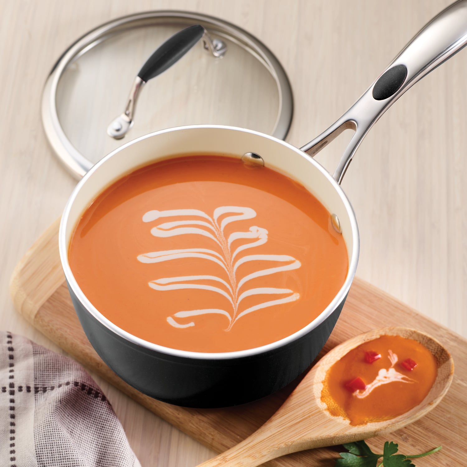 Ceramic Covered Sauce Pan - Black