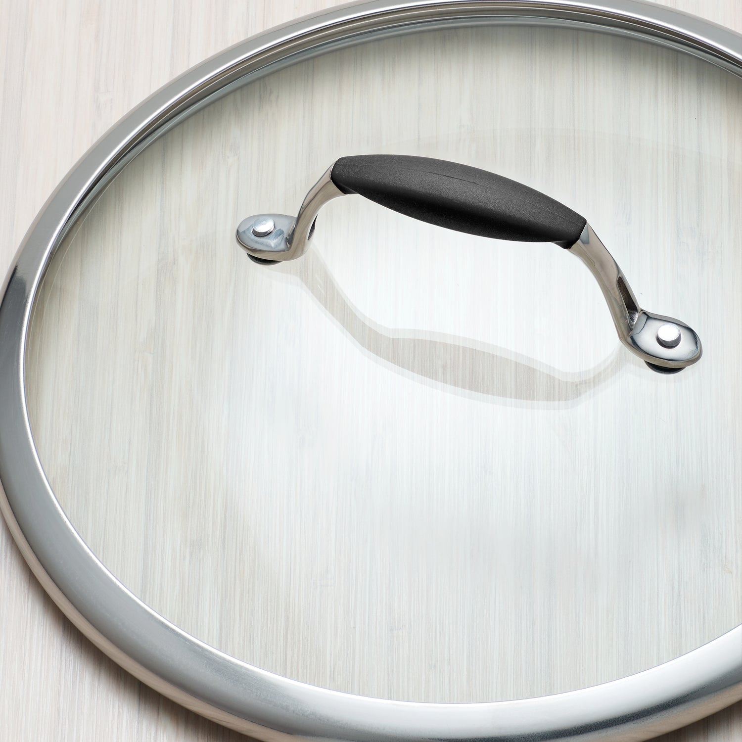 11 Inch Ceramic Covered Deep Skillet