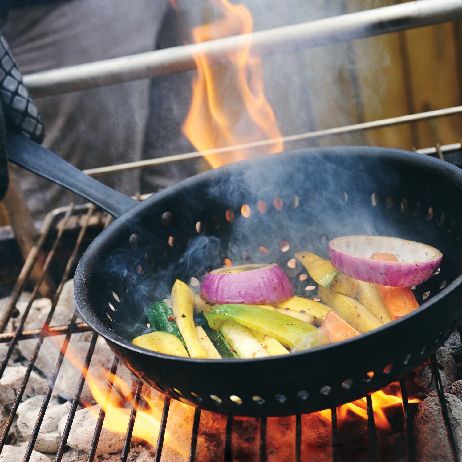 Churrasco BBQ 10 in Round Carbon Steel Stir Fry Pan